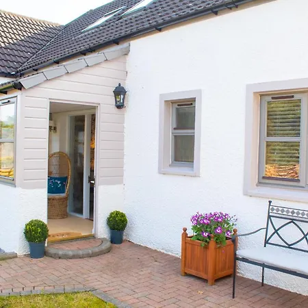 Longfield, Daviot Villa Inverness Exterior photo